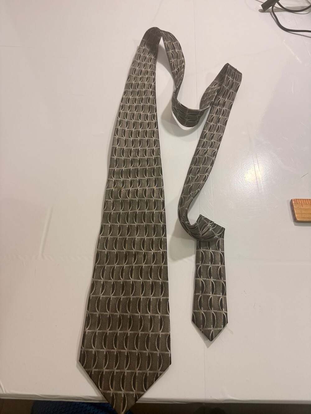 Joseph & Feiss International Necktie Extra Long Grey Geometric Silk